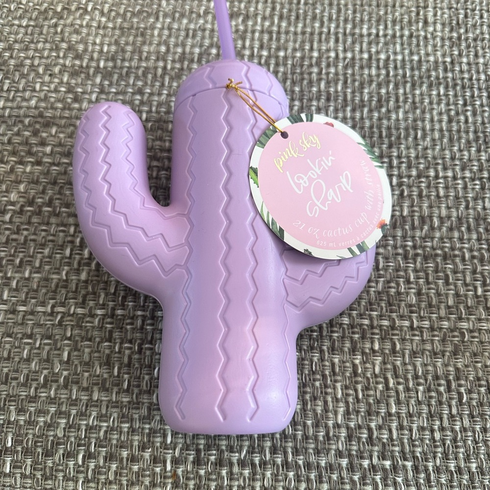 Pink Sky Lookin Sharp Plastic Purple Cactus-Shaped Cup with Straw 21oz NWT